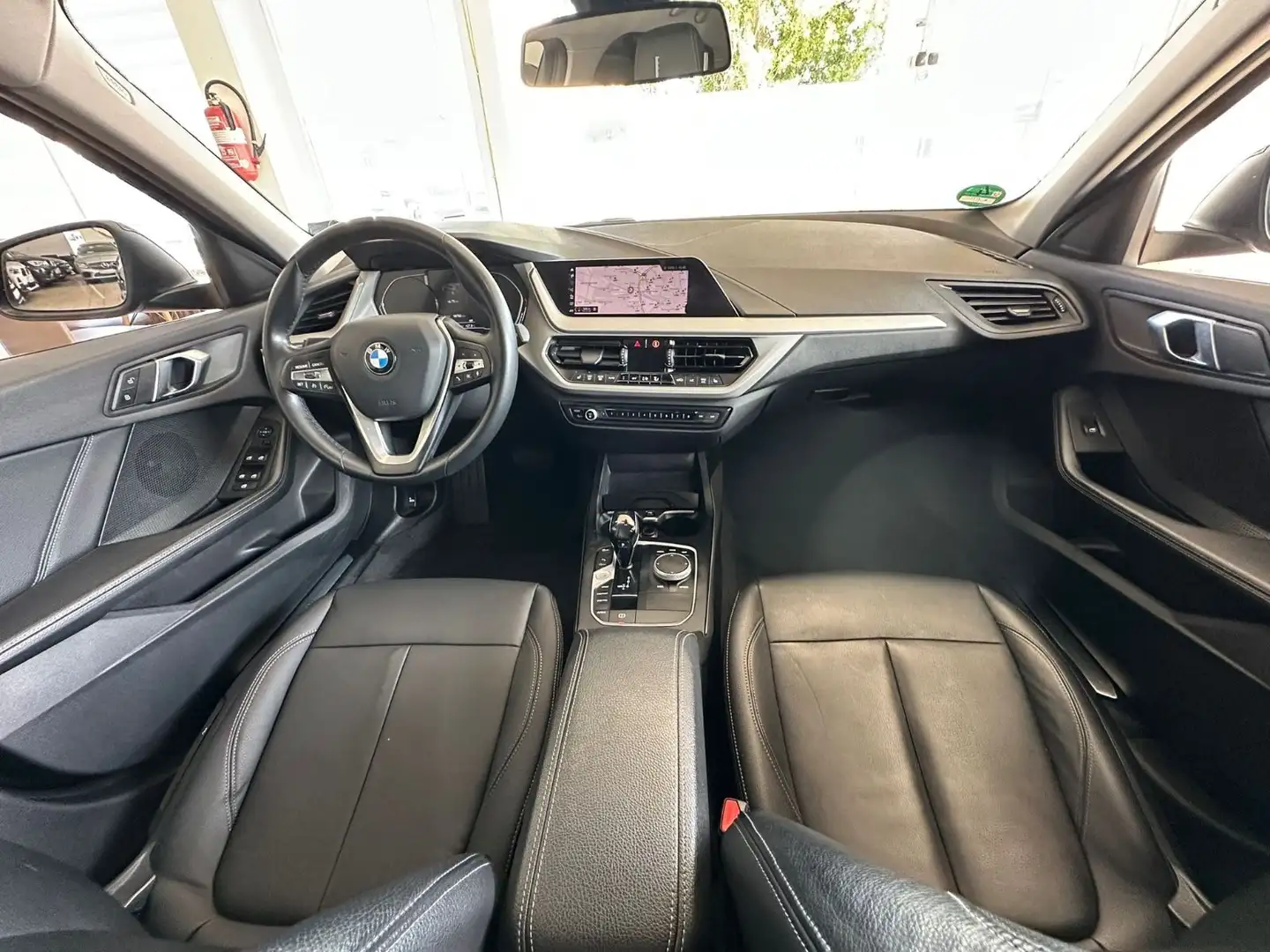 BMW 118 i Advantage Lim Leder Advantage Netto=15950. Schwarz - 2