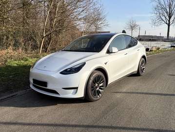 Model Y Long Range Dual Motor AWD