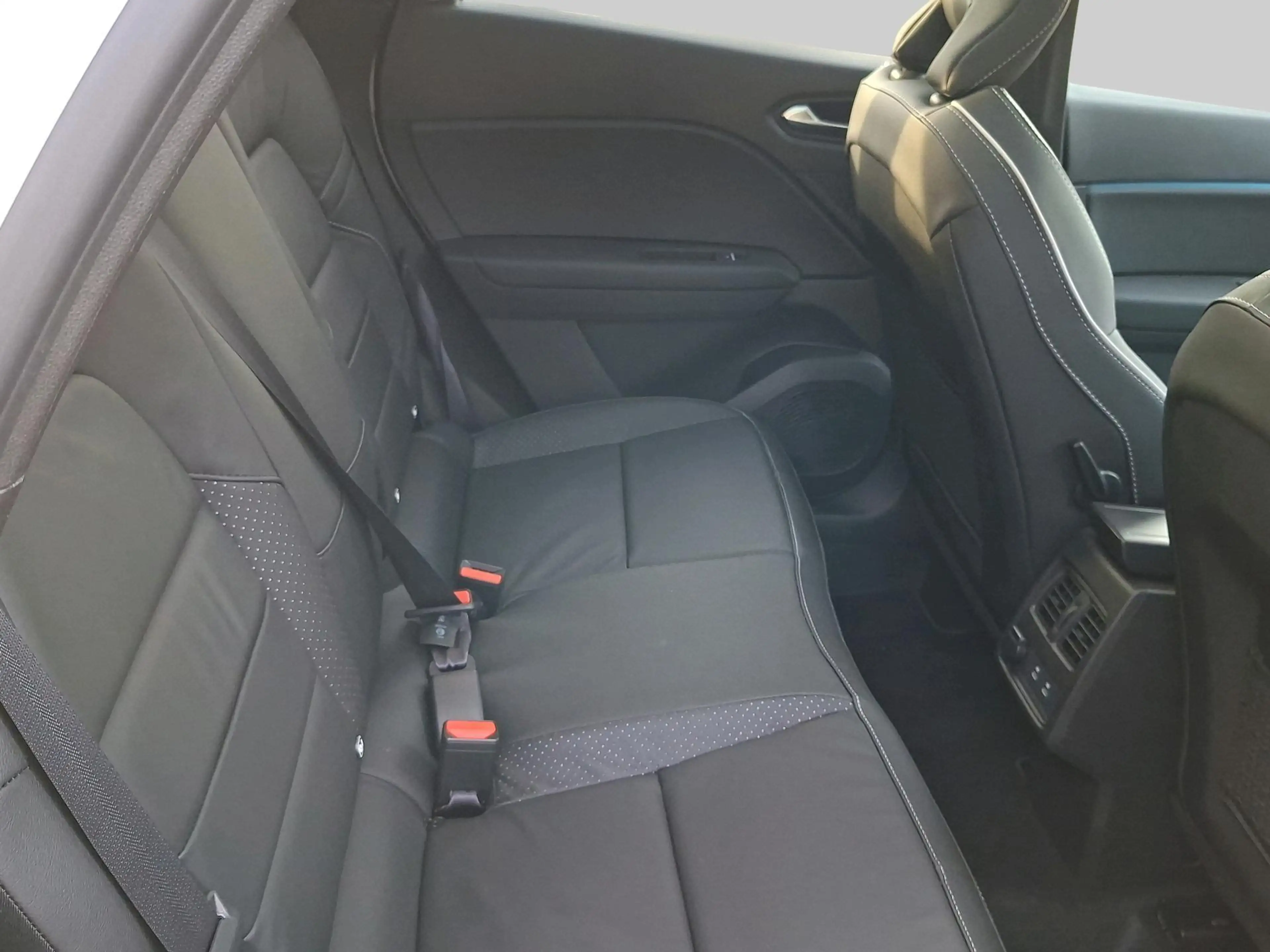 Mitsubishi Grandis 1.8 HEV Instyle AUTOMATIC — photo 12