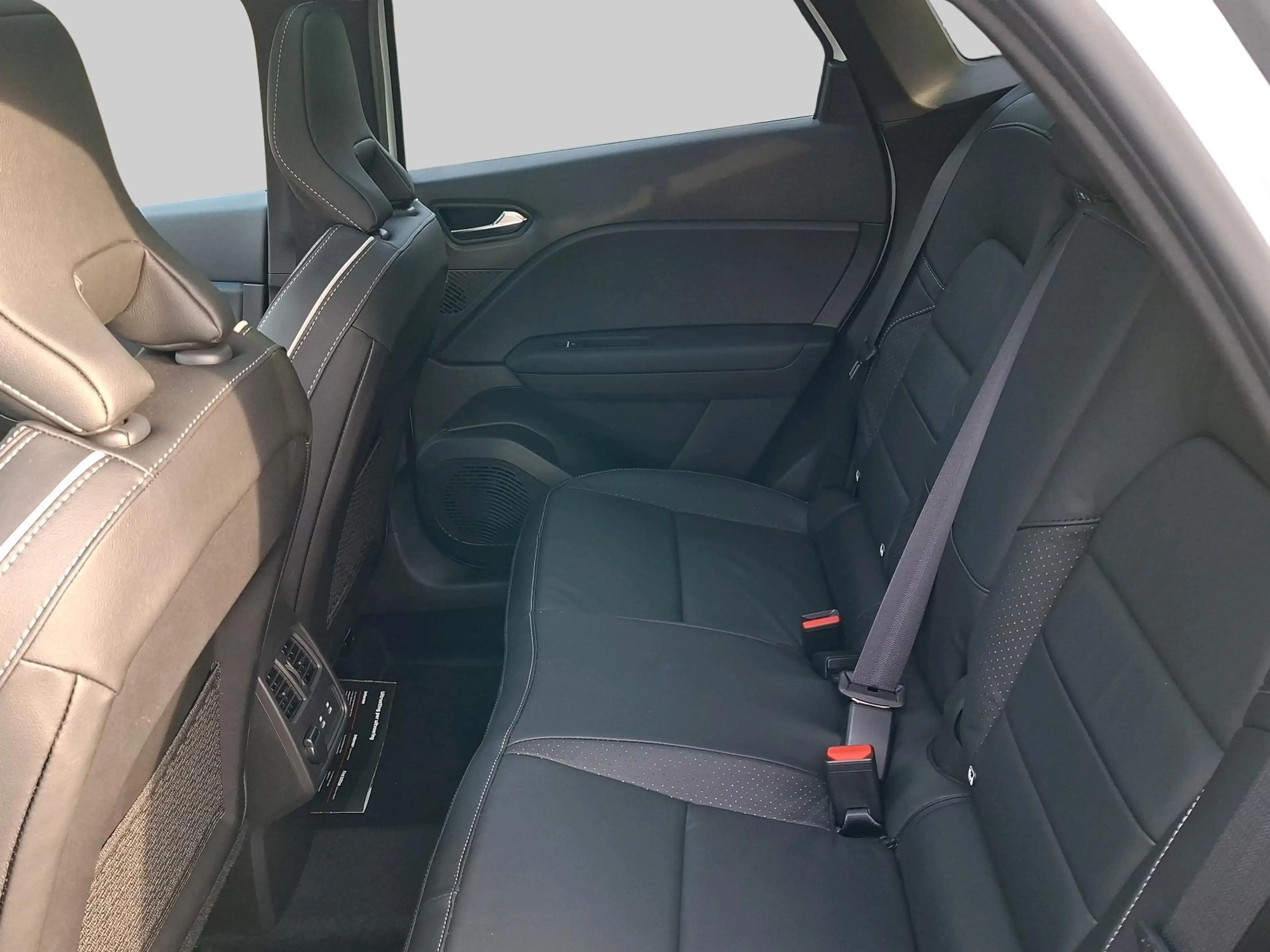 Mitsubishi Grandis 1.8 HEV Instyle AUTOMATIC — photo 6