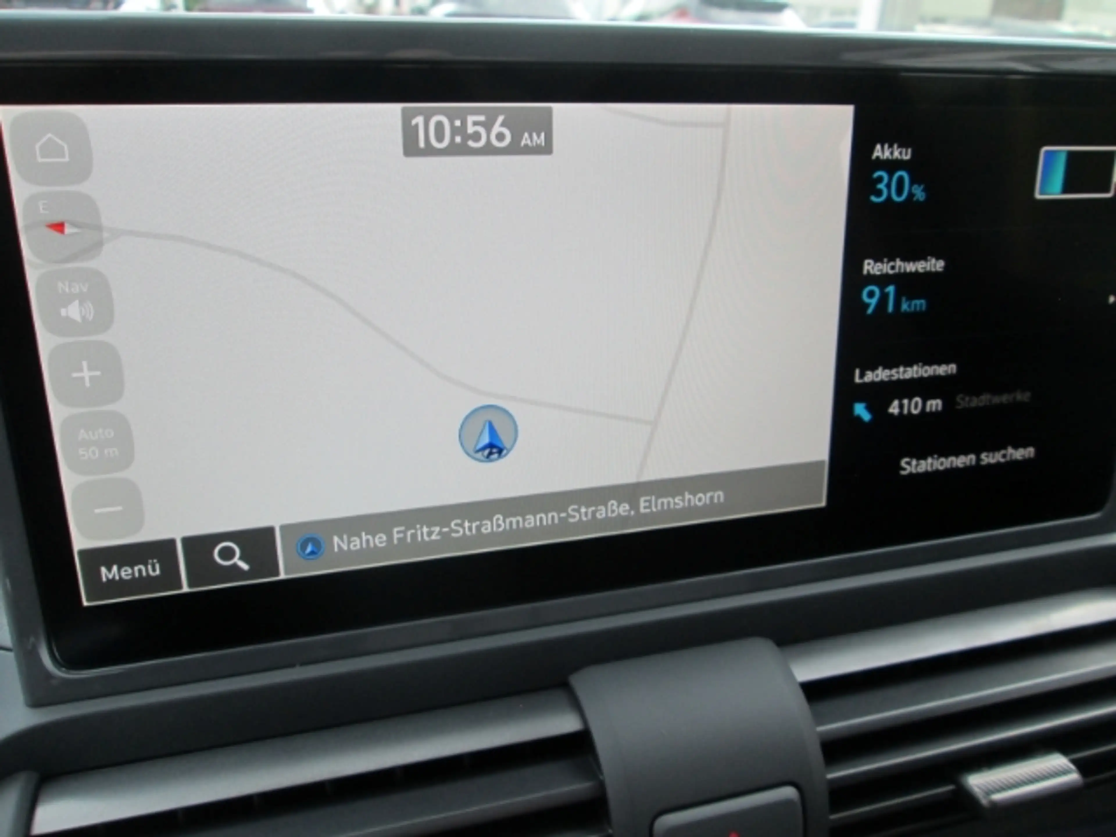Hyundai Inster Lounge 115 PS Elektro-Komfort-Paket Wärmepumpe Nav — photo 18