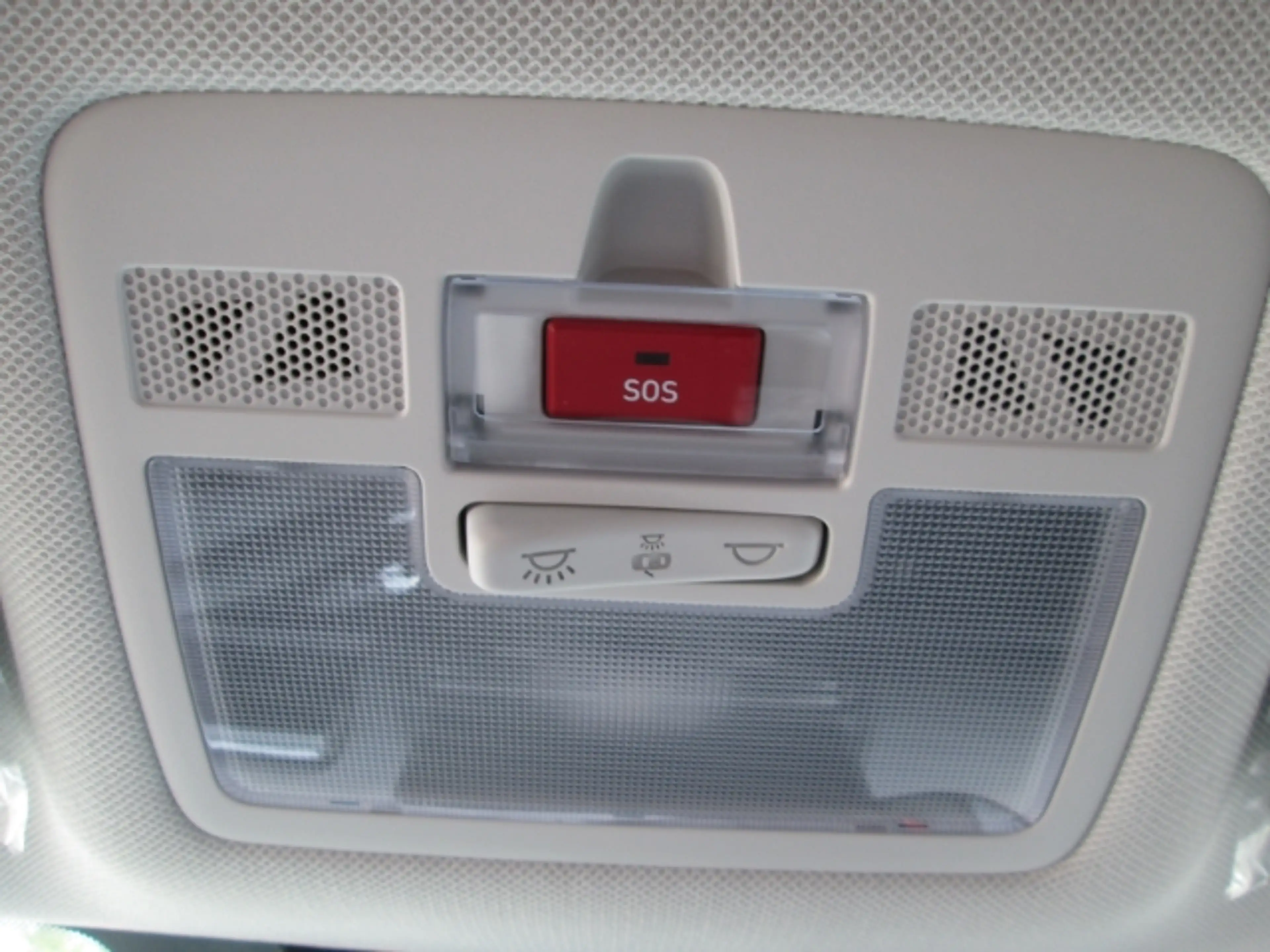 Hyundai Inster Lounge 115 PS Elektro-Komfort-Paket Wärmepumpe Nav — photo 22