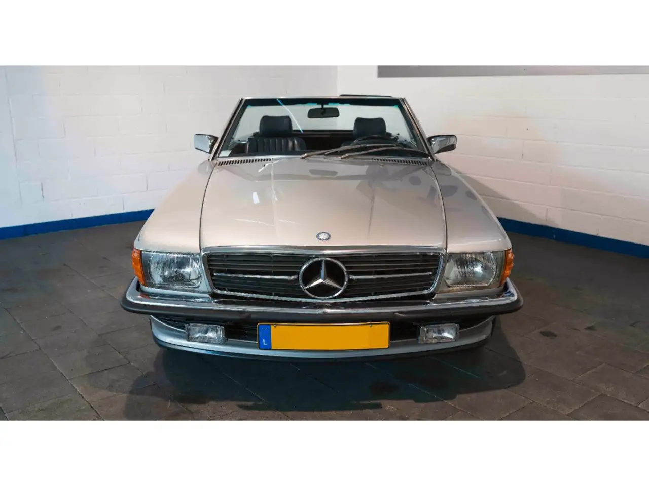 Mercedes-Benz SL 560 Auto., foto 3