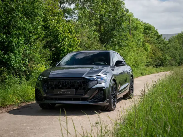 Audi Q8 e-hybrid quattro 360kW S line | 35g CO2! | FULL OPTION |
