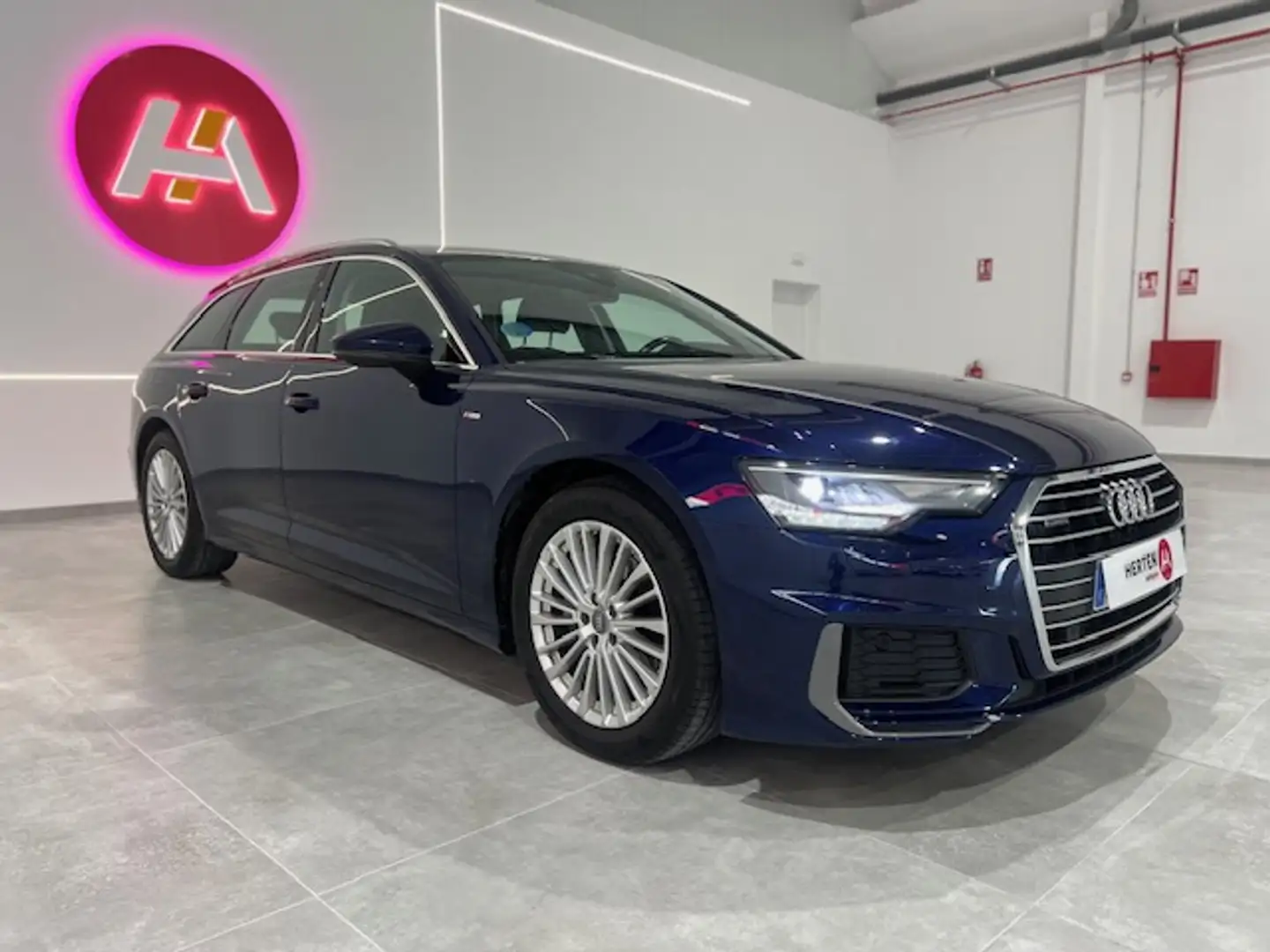 Audi A6 Avant 40 TDI quattro-ultra S tronic Blau - 2