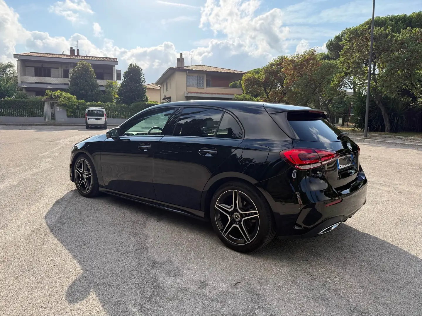 Mercedes-Benz A 180 A 180 d Premium AMG - PERFETTA - TAGLIANDI MERCEDE Nero - 2