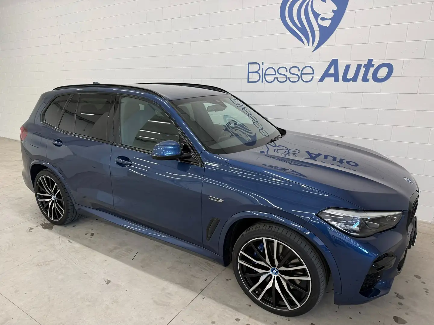 BMW X5 X5 xdrive45e Msport auto Bleu - 2