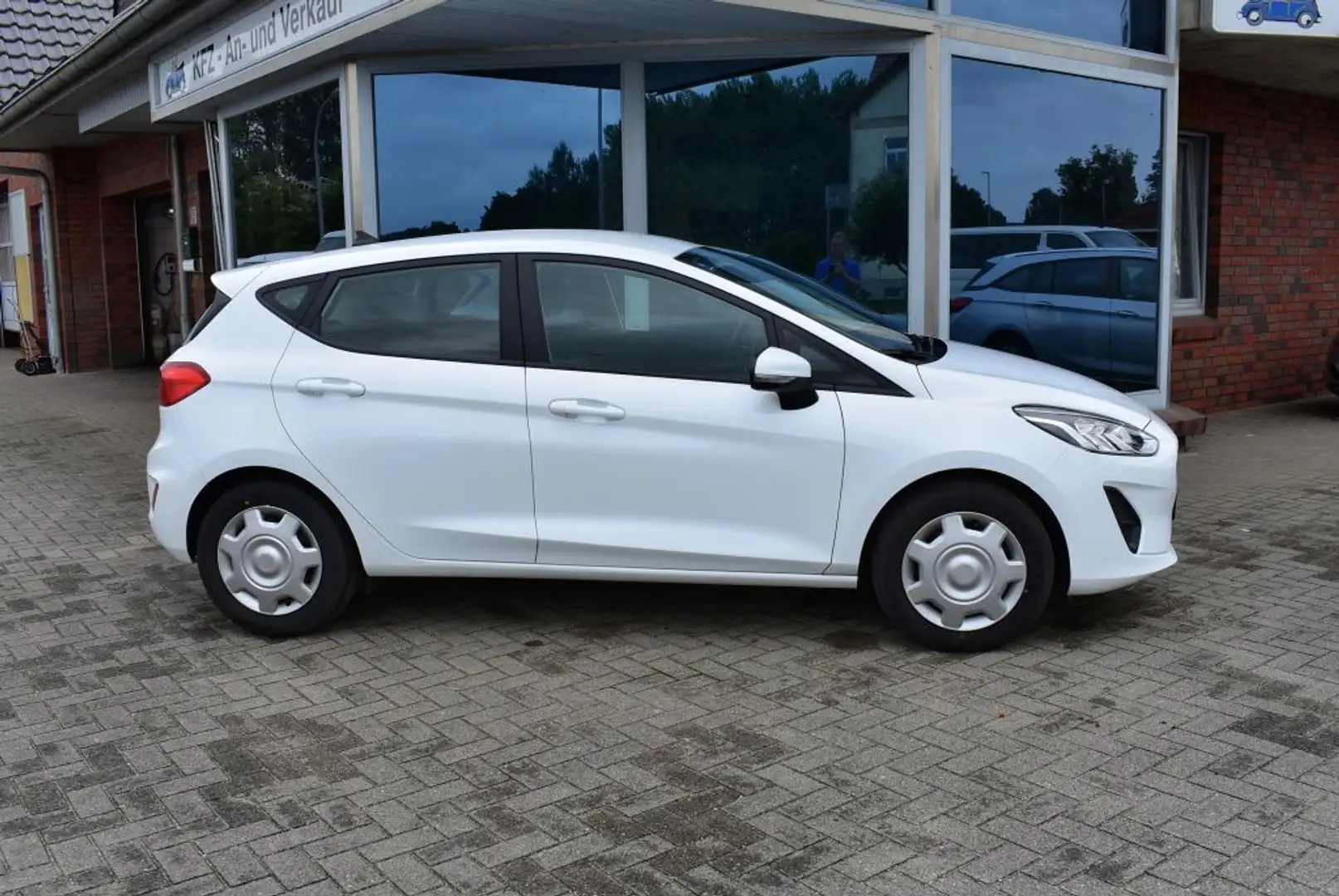 Ford Fiesta 1.1 S&S COOL&CONNECT LED-Scheinwerfer Klima Tempom Blanco - 2