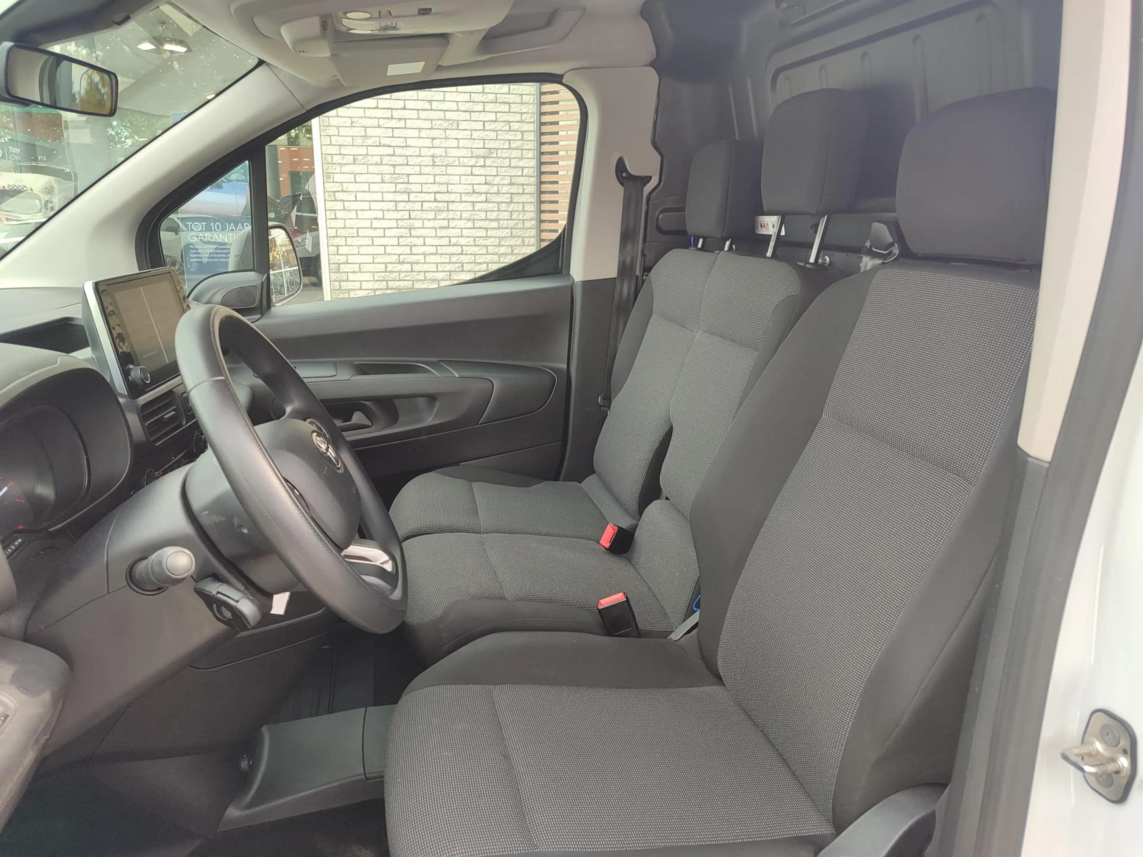 Toyota Proace City 1.5 D-4D COOL L2 3-PERS AIRCO CRUISE BETIMMERD P-S — photo 9