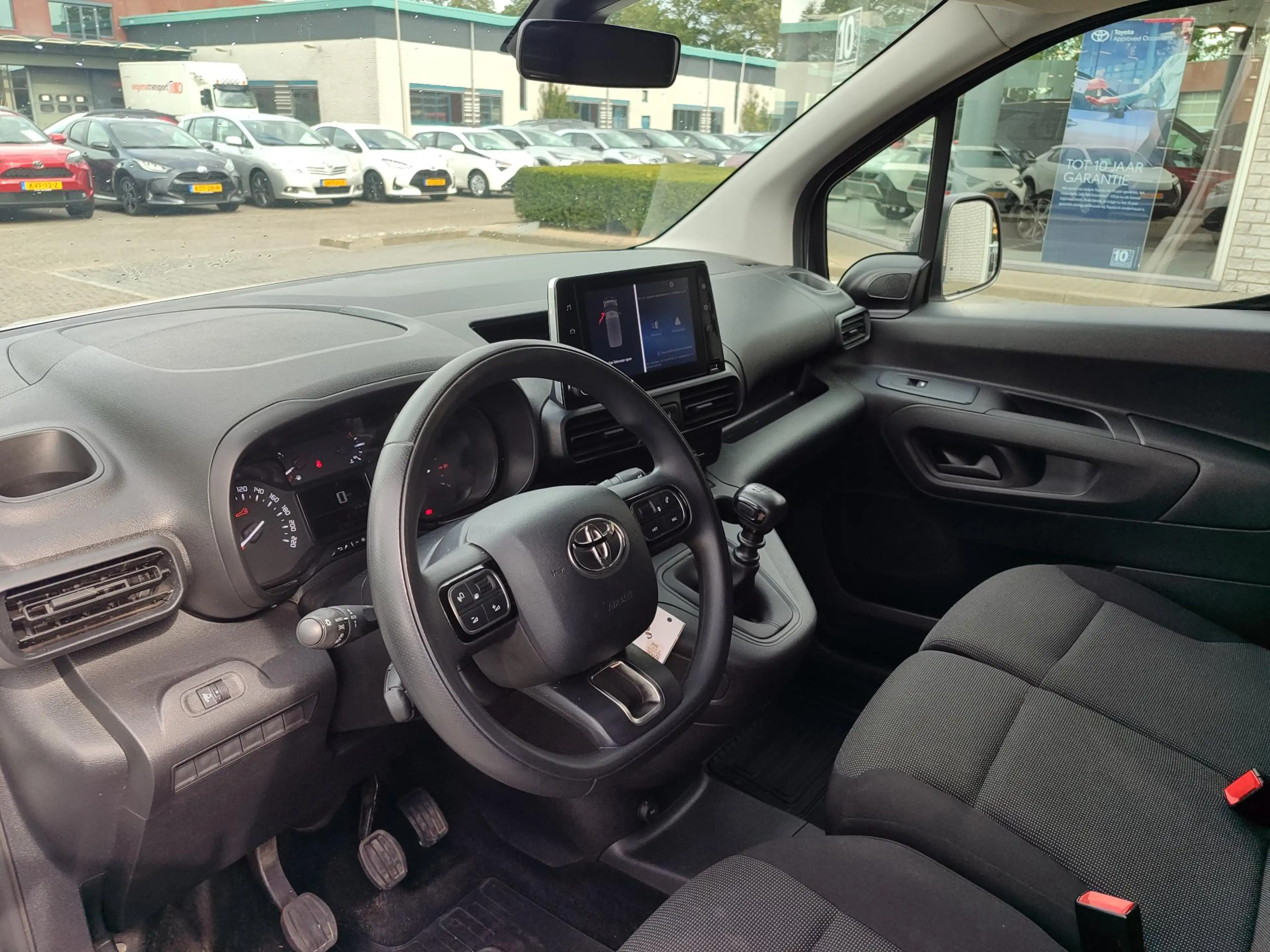 Toyota Proace City 1.5 D-4D COOL L2 3-PERS AIRCO CRUISE BETIMMERD P-S — photo 4