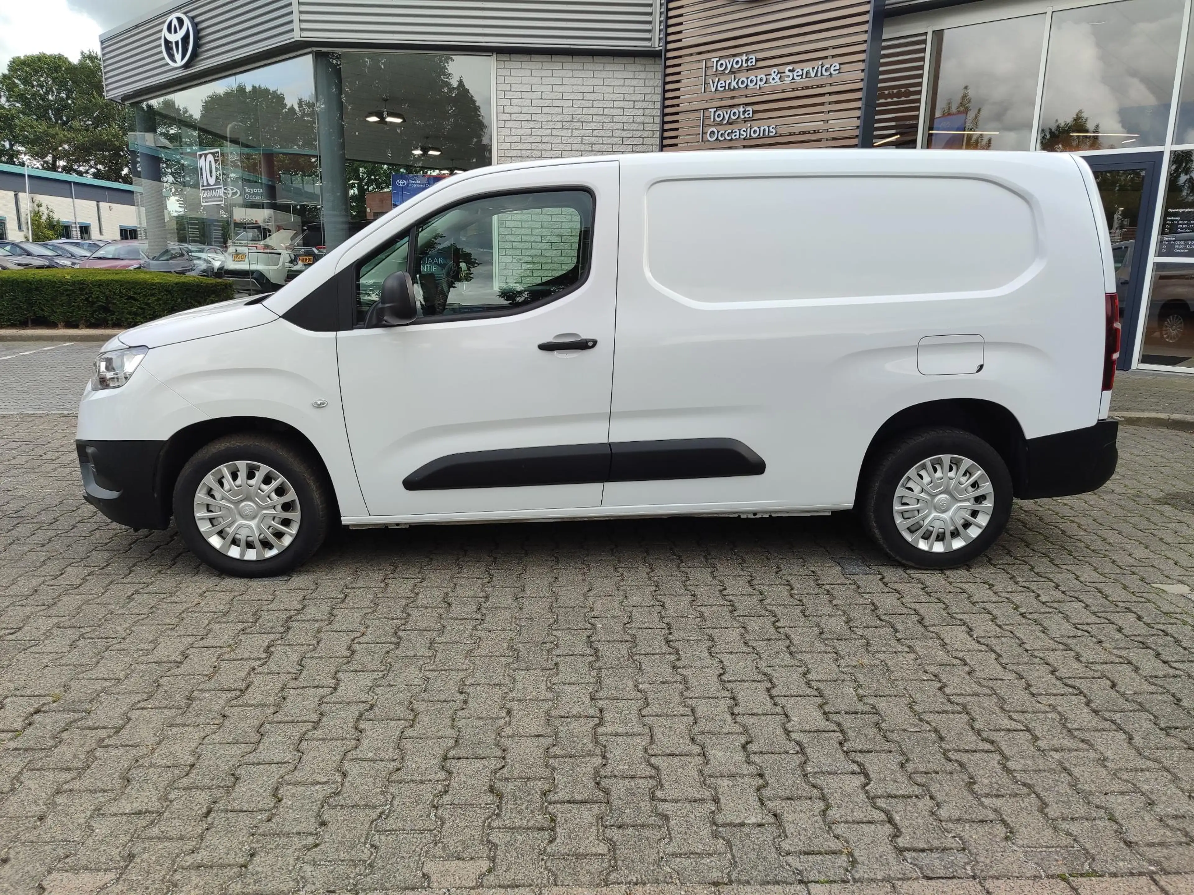 Toyota Proace City 1.5 D-4D COOL L2 3-PERS AIRCO CRUISE BETIMMERD P-S — photo 6