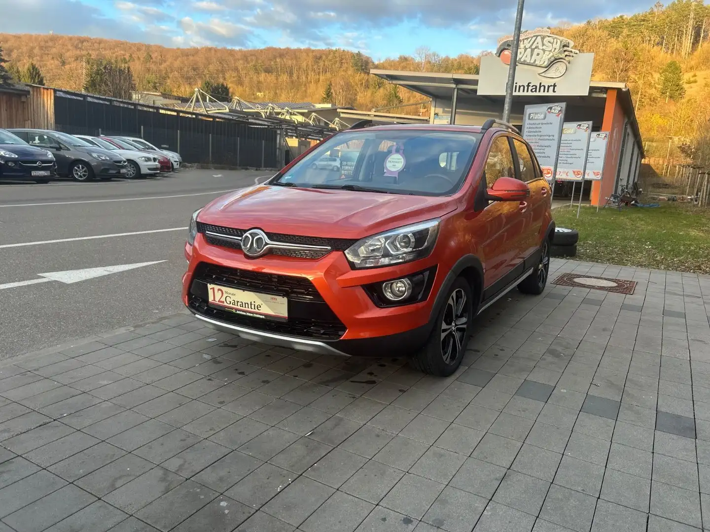 BAIC Senova X25 ** TÜV-NEU 03.2028 **AUTOMATIK ** Naranja - 1
