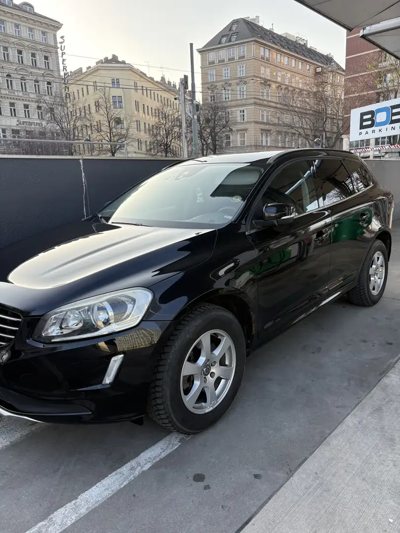 Volvo XC60 D5 Sumum Ausstattung - 2