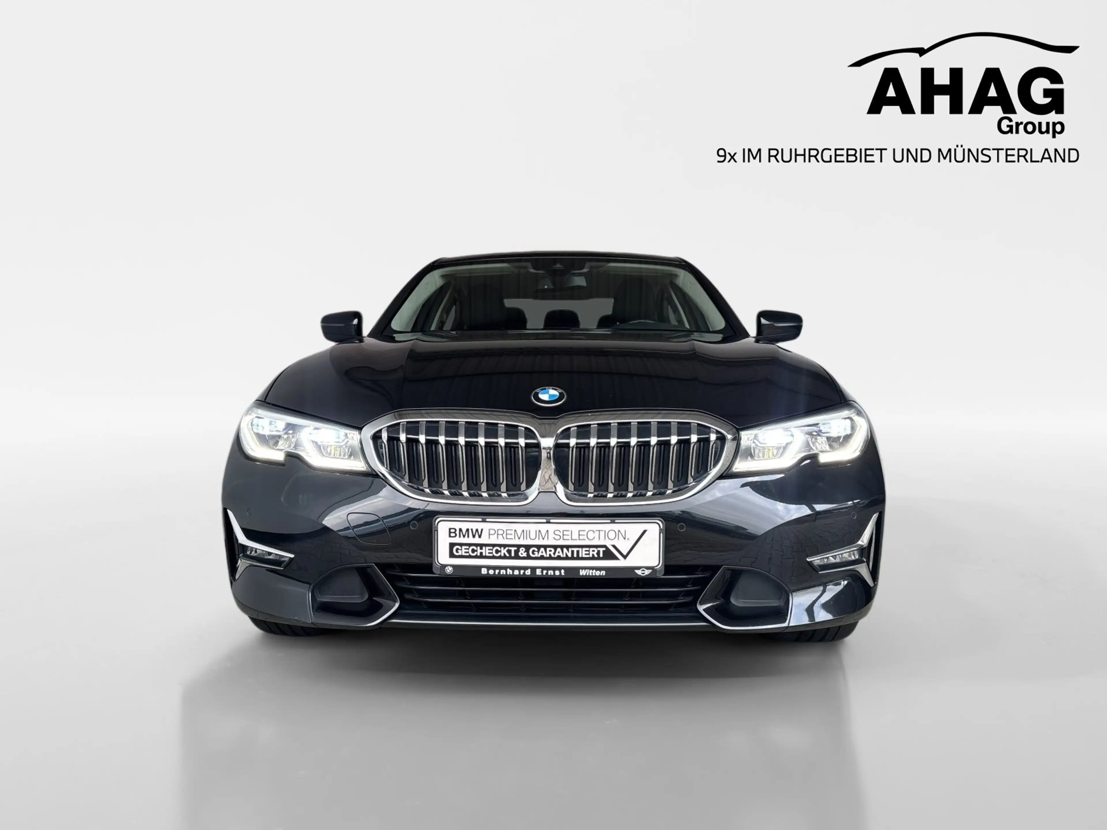 BMW 320 i xDrive Lim Aut. — photo 2