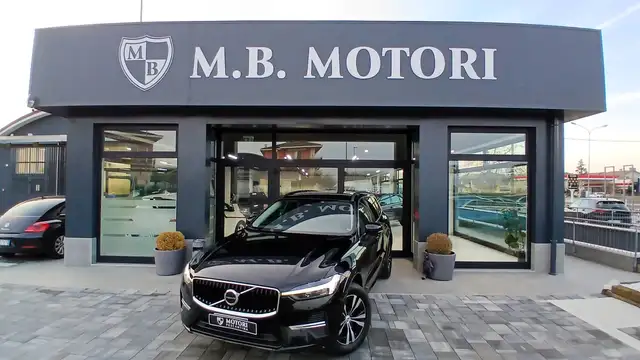 Volvo XC60 XC60 II 2022 2.0 b4 Momentum awd *PREZZO PROMO*