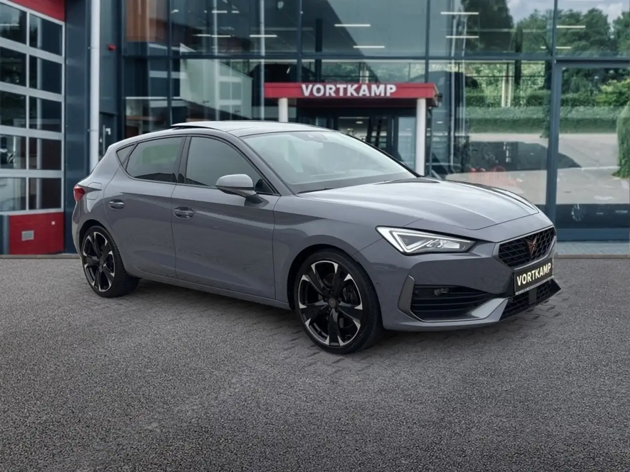 Cupra Leon 1.4 TSI eHYBRID VZ PANO-DAK/CAMERA/CRUISE/STOEL+ST, миниатюра 3
