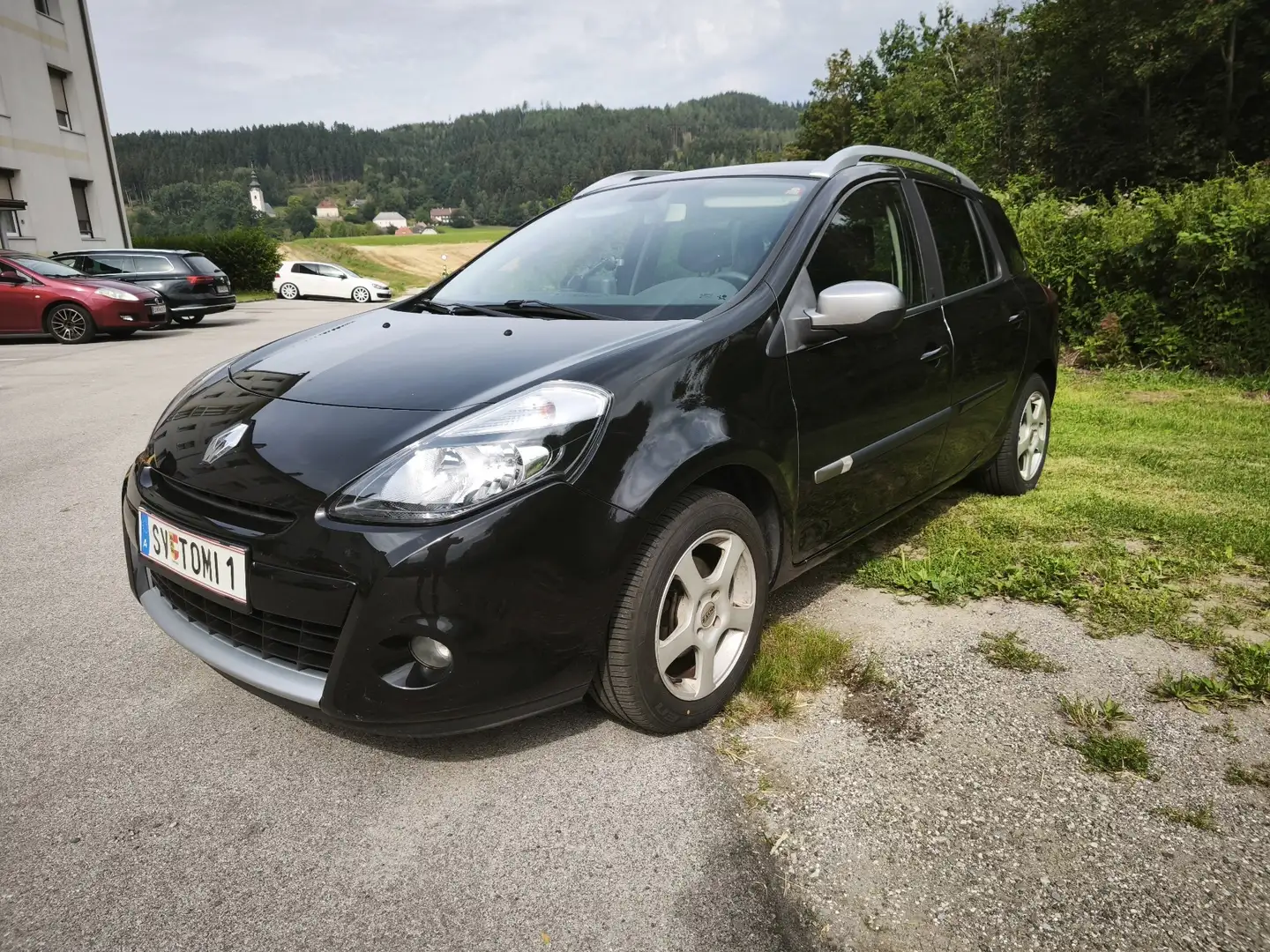 Renault Clio 1.2 16V Grandtour Edition Dynamique - 1