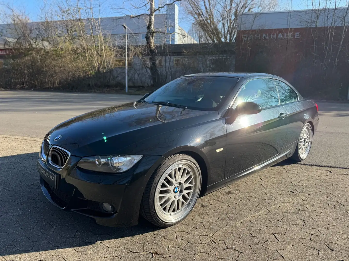 BMW 325 Baureihe 3 Cabrio 325i m. M-PAKET*NAVI*PDC* Schwarz - 2