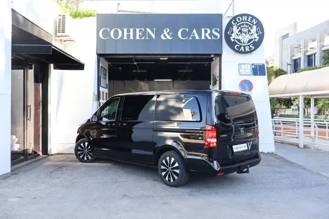 Mercedes-Benz V-Class view 7