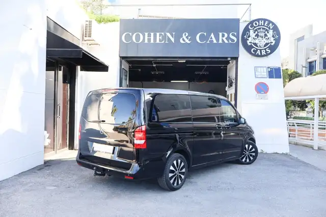 Mercedes-Benz V-Class view 5