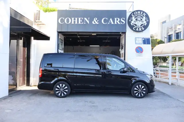 Mercedes-Benz V-Class view 4