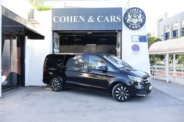 Mercedes-Benz V-Class view 3