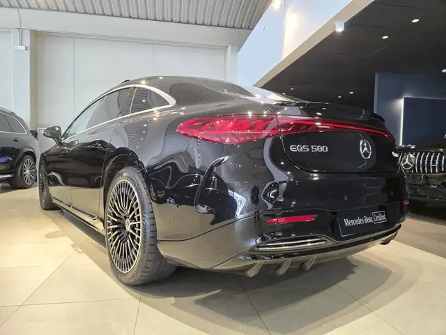 Mercedes-Benz Eqs view 9