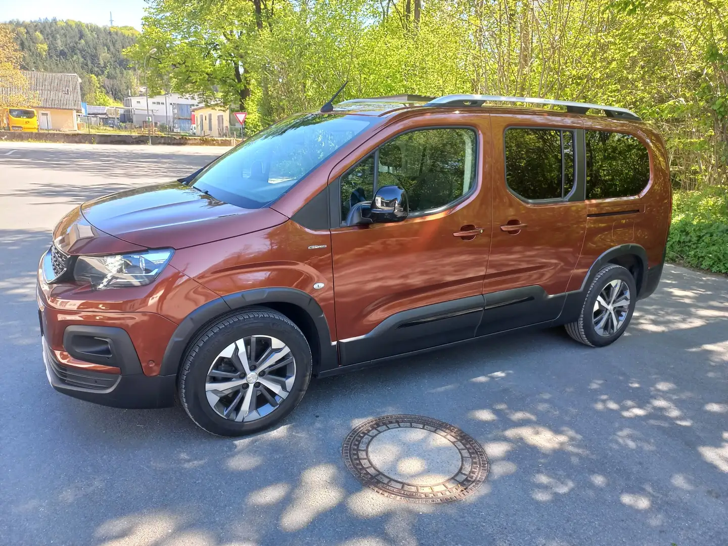 Peugeot Rifter 1,5 BlueHDI 130 S&S Allure EAT8 Aut. - 1