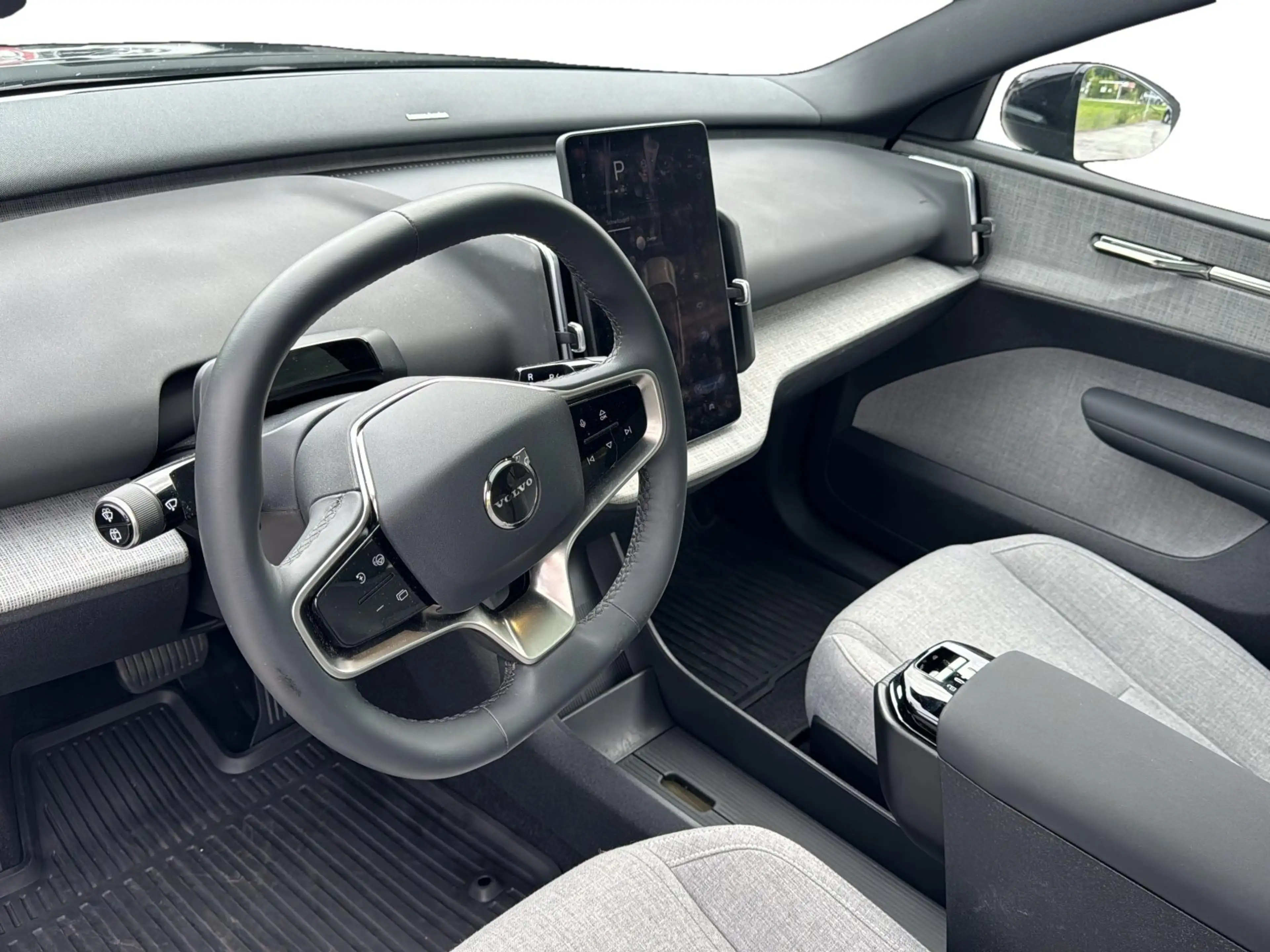 Volvo EX30 Ultra, Single Motor Extended Range, Vollelekt Ultr — photo 12