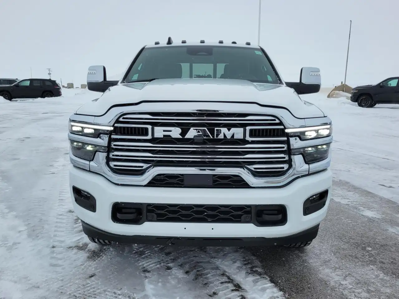 RAM 3500 снимка RAM 3500