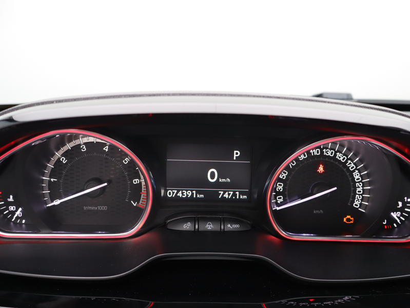 Peugeot 2008 1.2 PureTech GT-Line | Climate Control | Cruise Co — photo 4