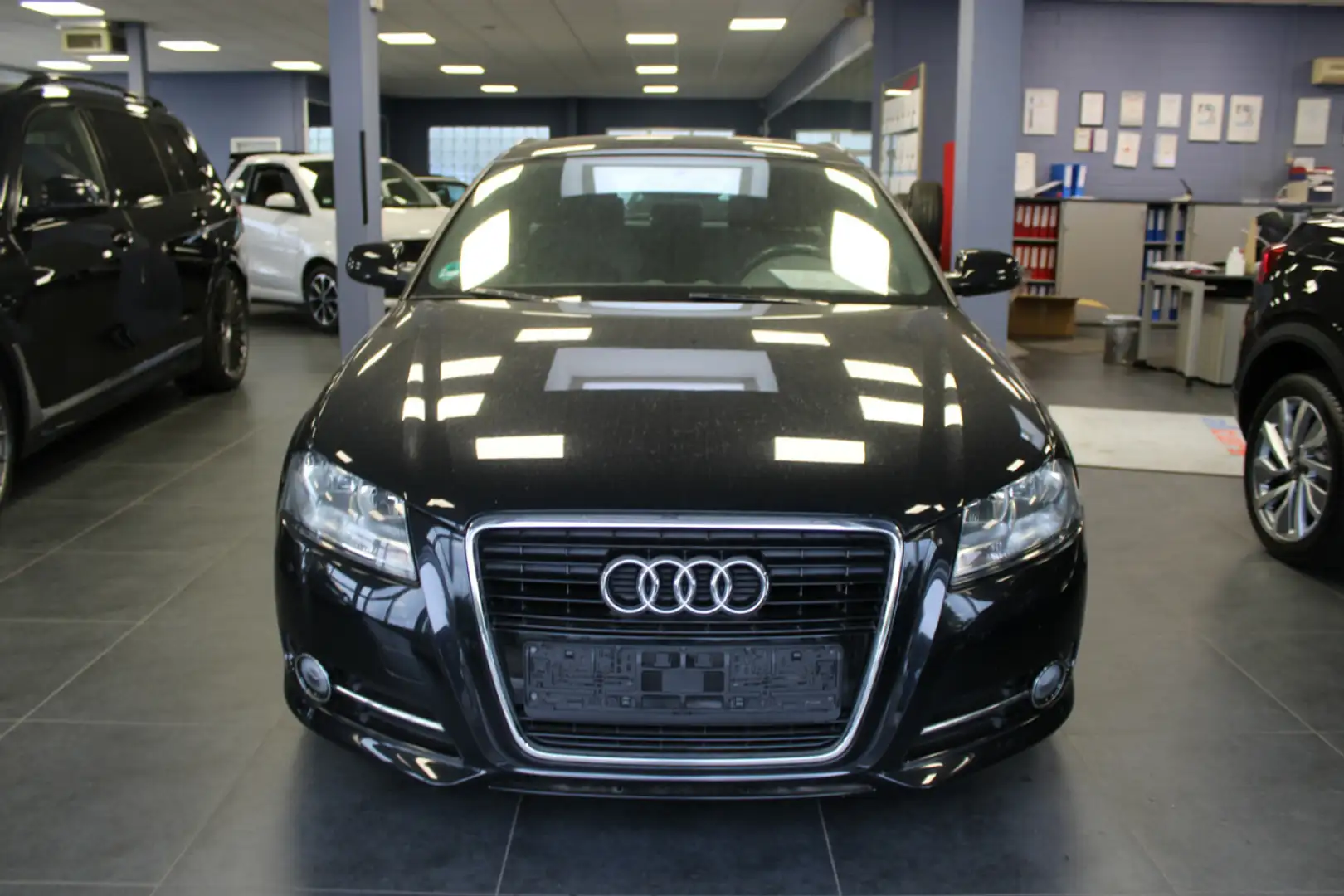 Audi A3 1.4 TFSI Sportback S Line Schwarz - 2