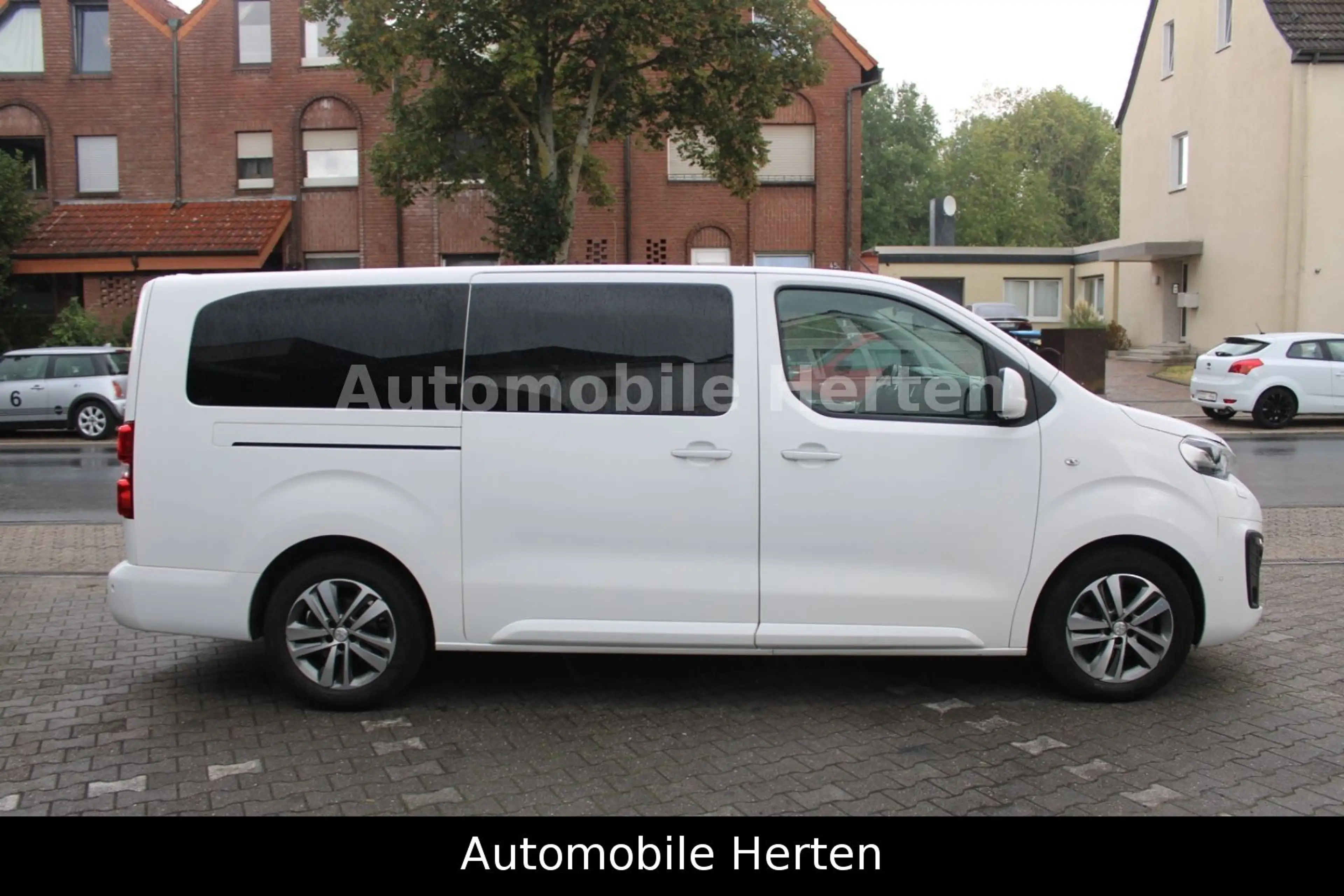 Peugeot Traveller 2.0 HDI Allure*TRAVELLER*LANG*AUTOMAT! — photo 7
