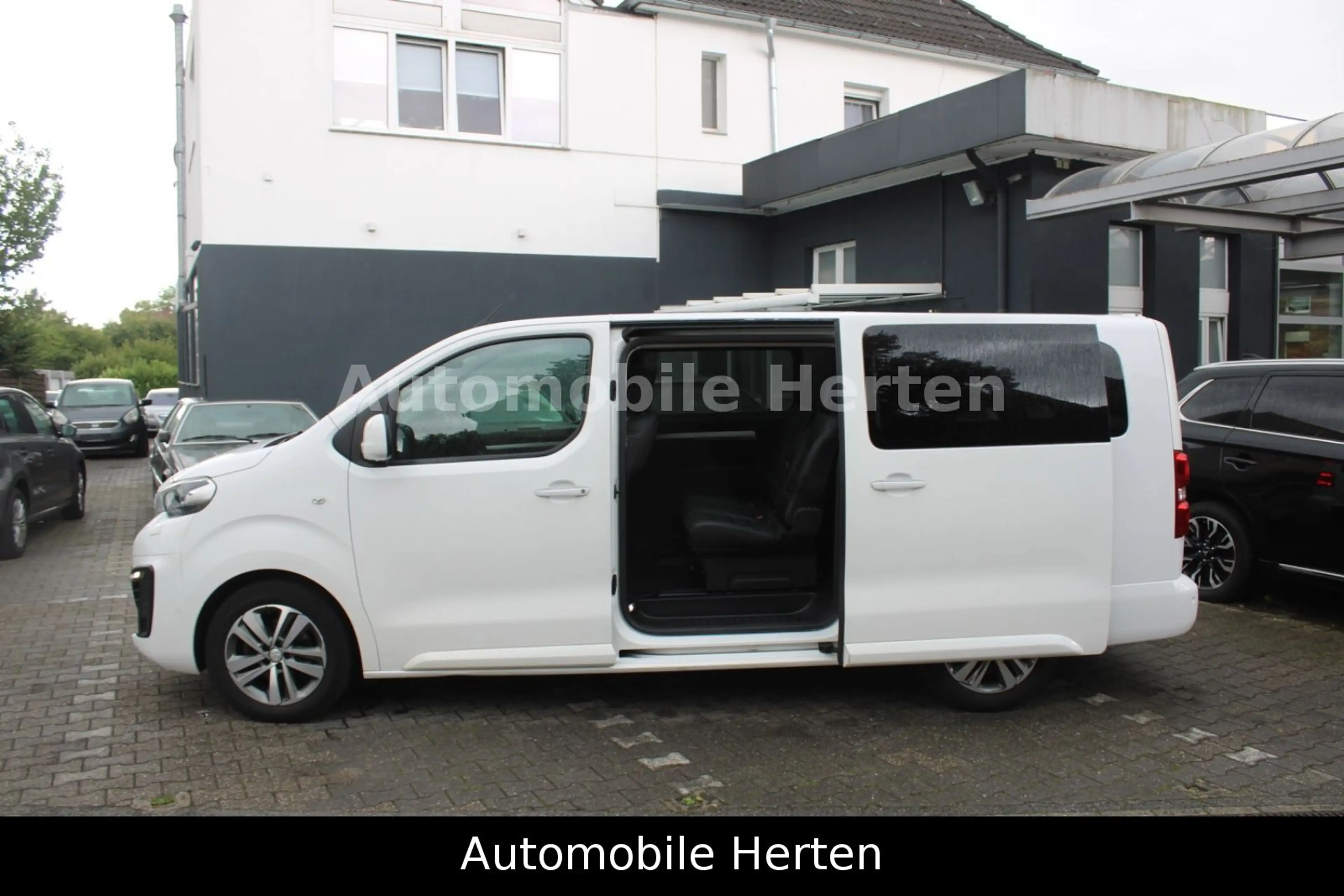 Peugeot Traveller 2.0 HDI Allure*TRAVELLER*LANG*AUTOMAT! — photo 10