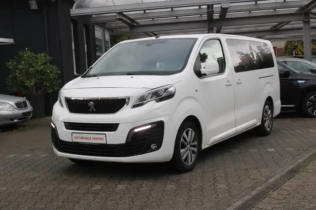 Peugeot Traveller