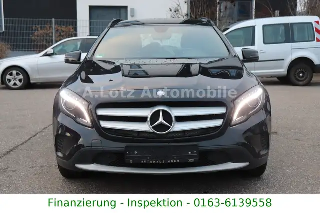 Mercedes-Benz GLA 200