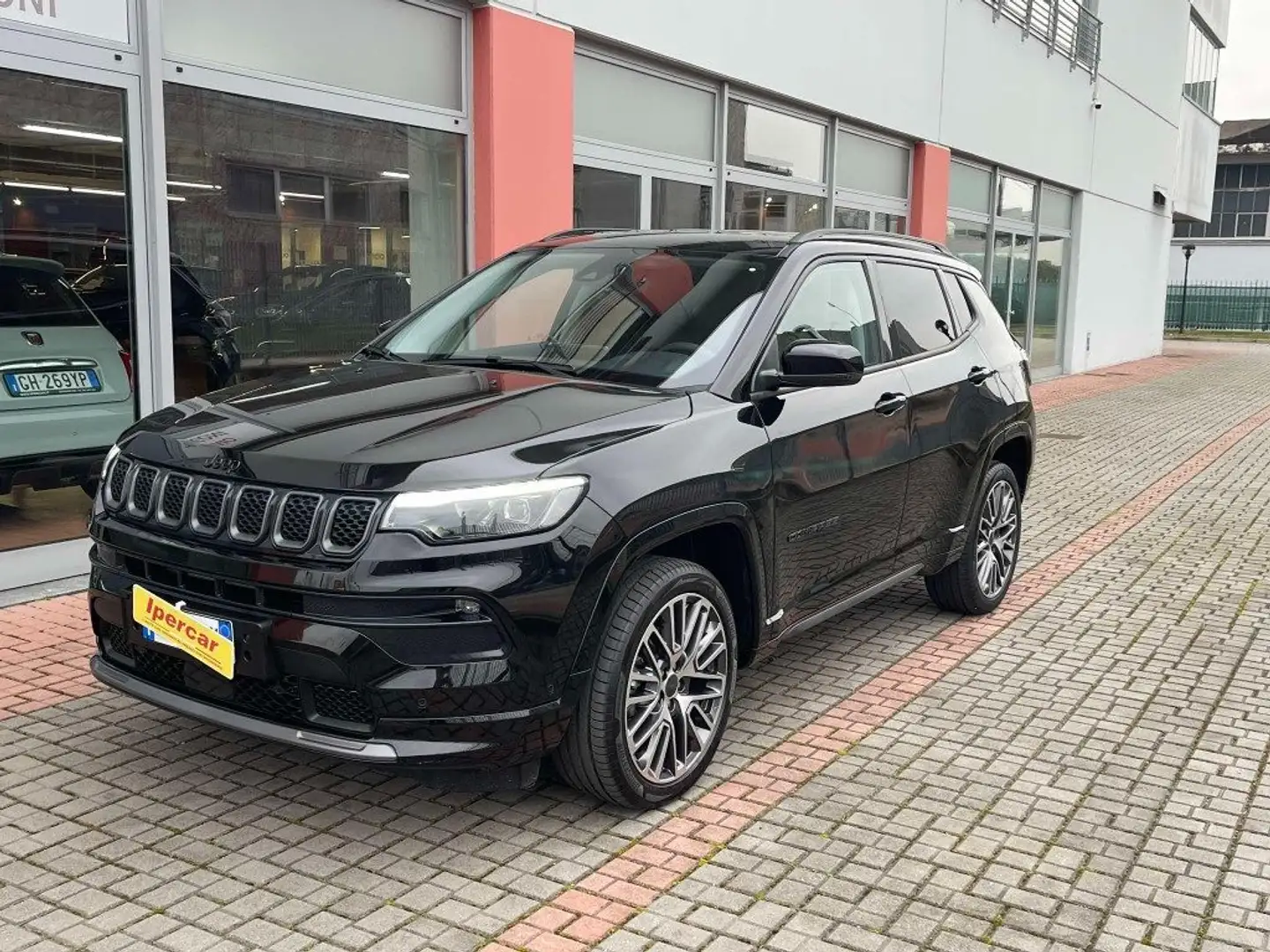 Jeep Compass 1.5 Turbo T4 130 CV MHEV 2WD Summit Nero - 2