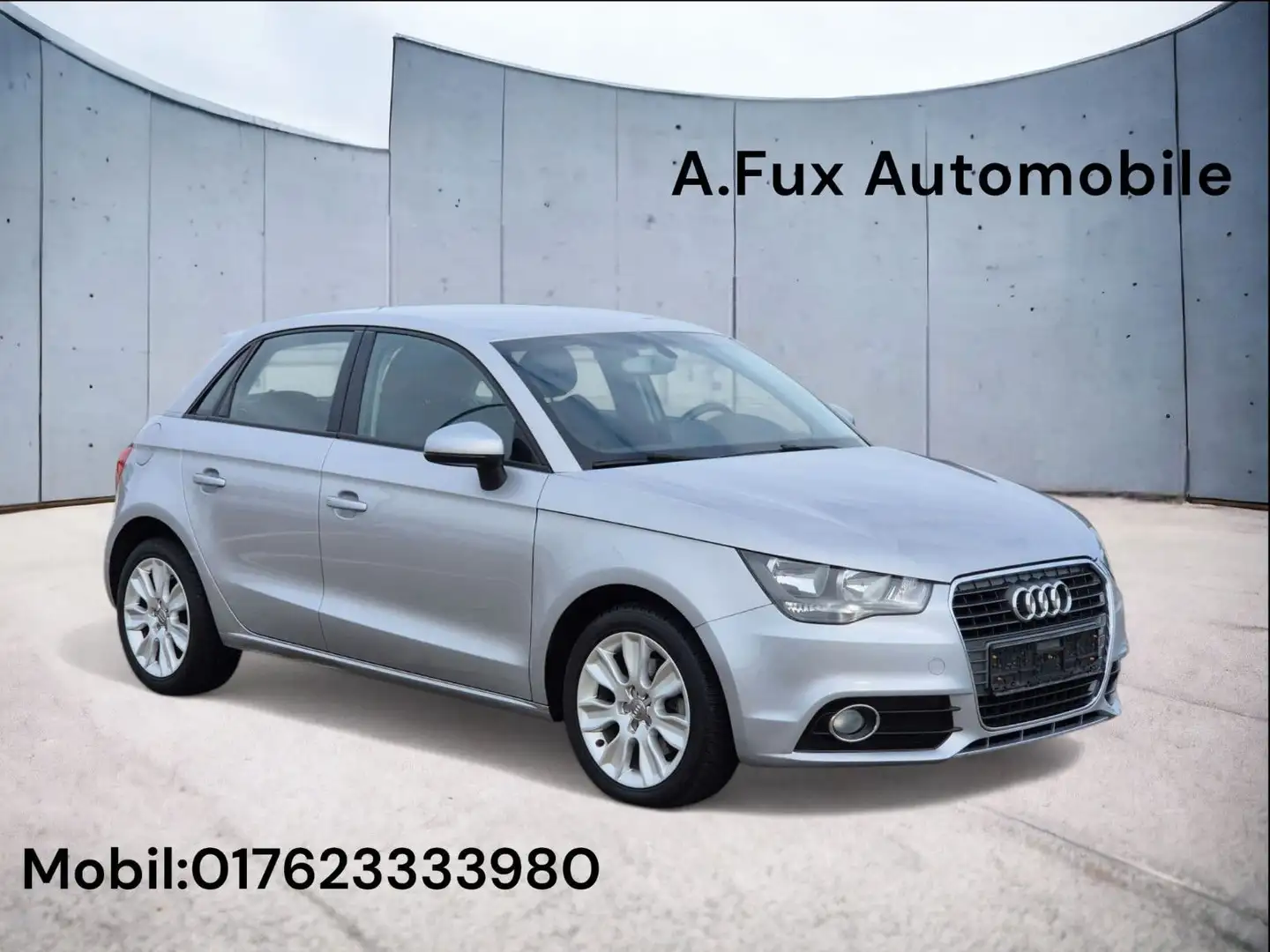 Audi A1 Sportback Ambition DSG SHZ  erst 56760 km Silber - 1