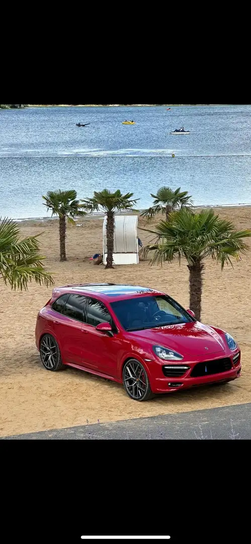 Porsche Cayenne aus 2. HAND mit 23 Zoll Rot - 1