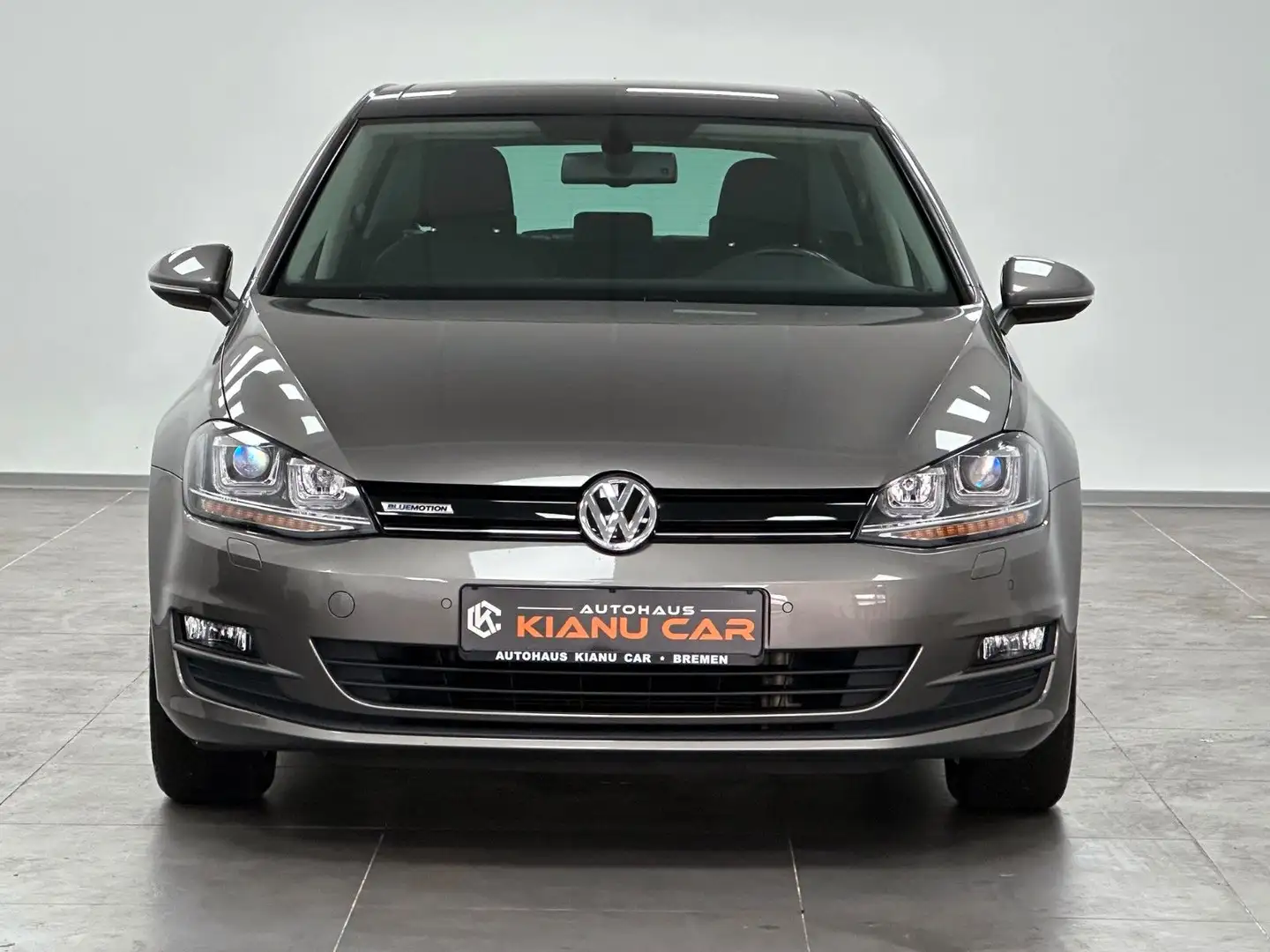 Volkswagen Golf VII BlueMotion TGI.AHK.NAVI.SHZ.S-DACH Grau - 2