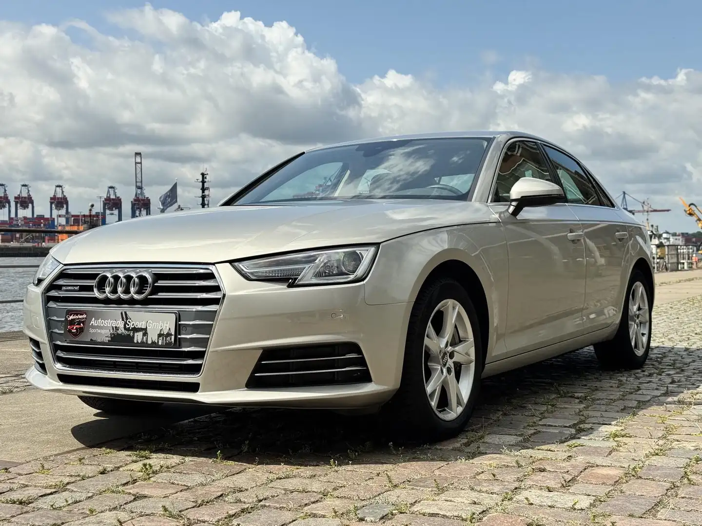 Audi A4 2.0 tfsi quattro sport Argento - 1