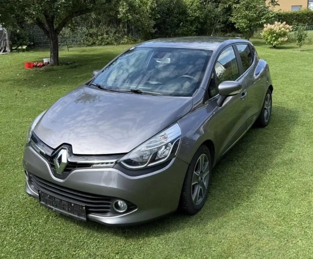 Renault Clio 5R3L - 1