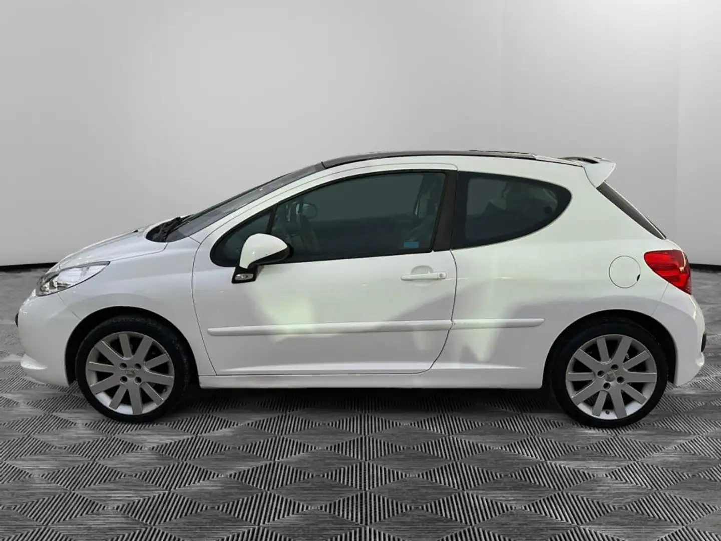 Peugeot 207 1.6 THP 16V - 150  Féline * chaîne de distribution - 2