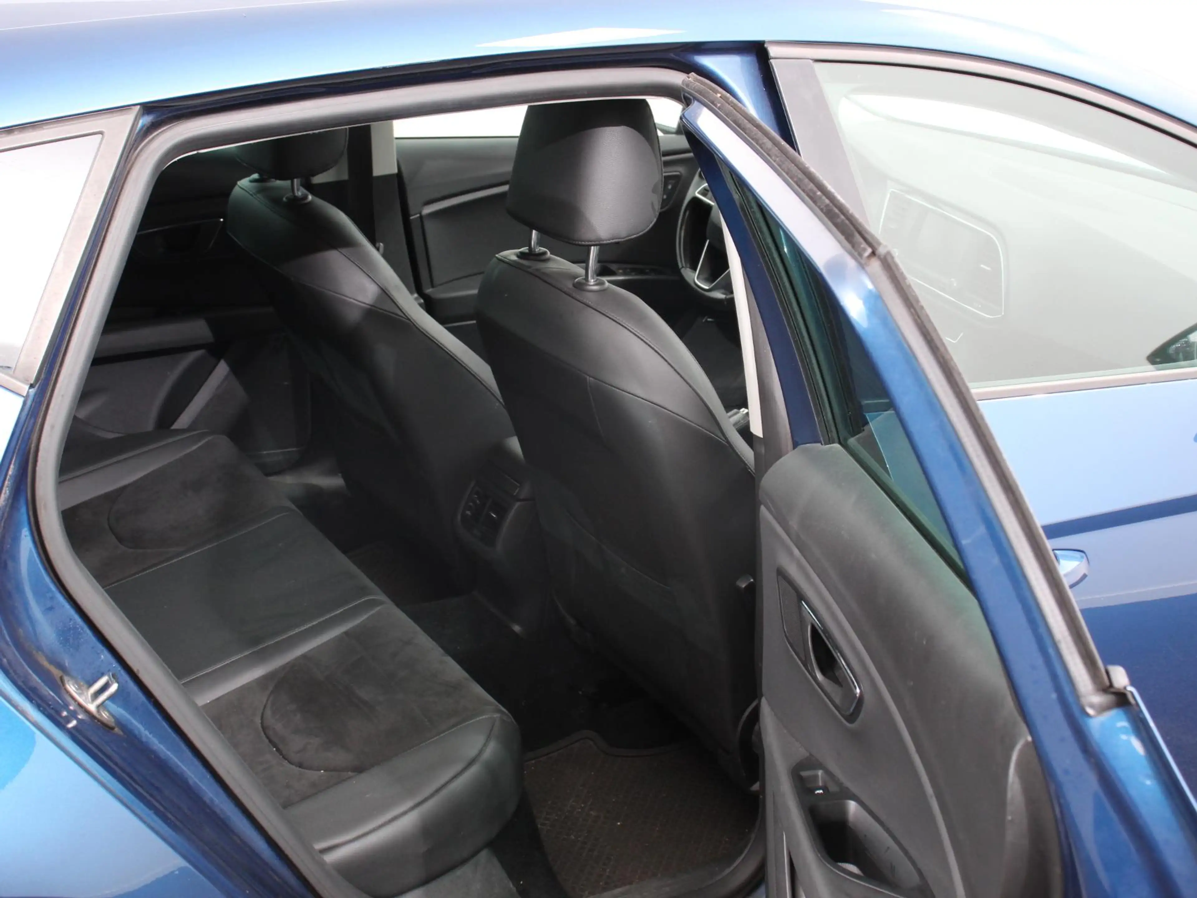 SEAT Leon 1.2 TSI Style Business Cruise control Airco Naviga — photo 11