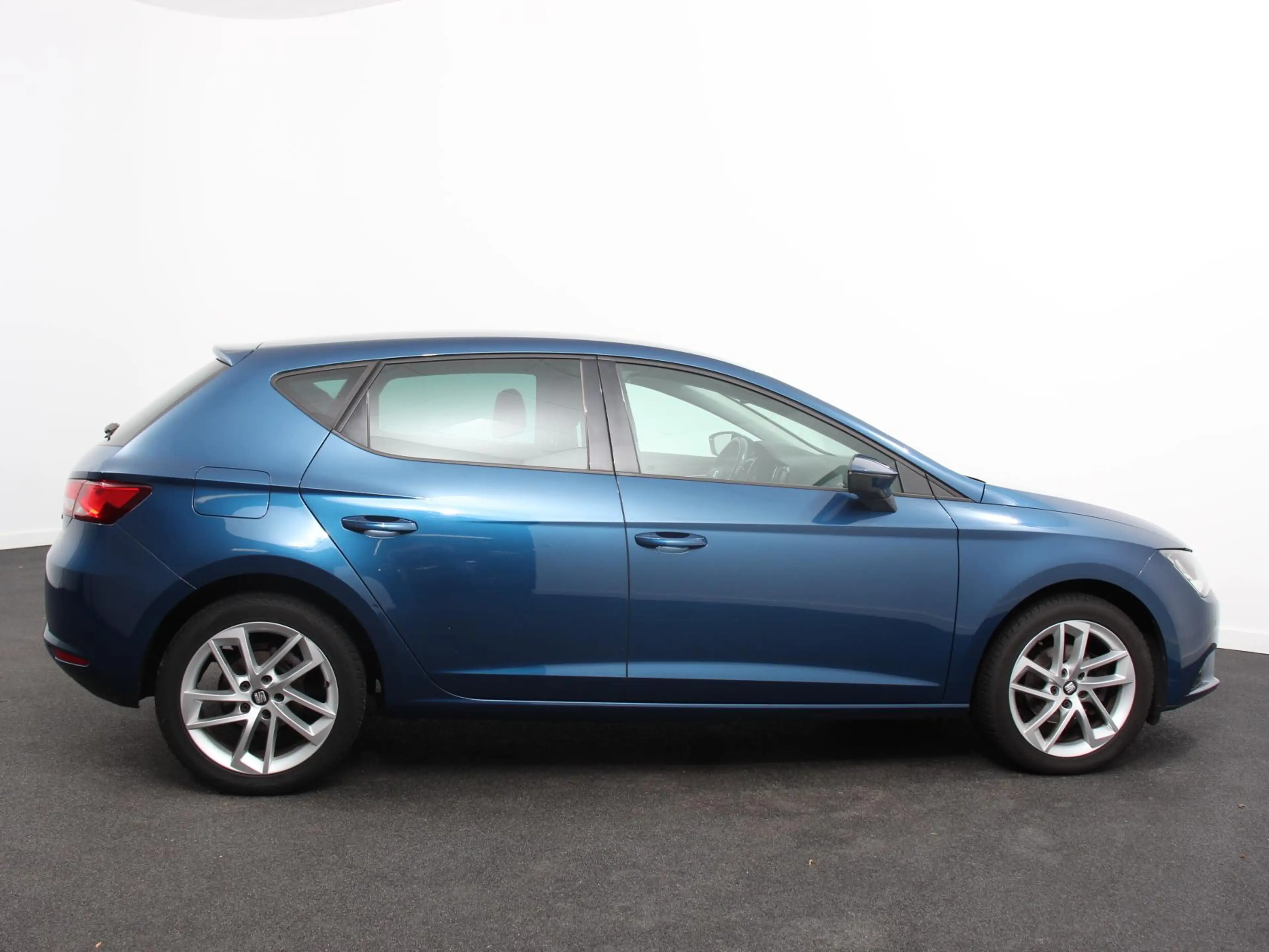 SEAT Leon 1.2 TSI Style Business Cruise control Airco Naviga — photo 8
