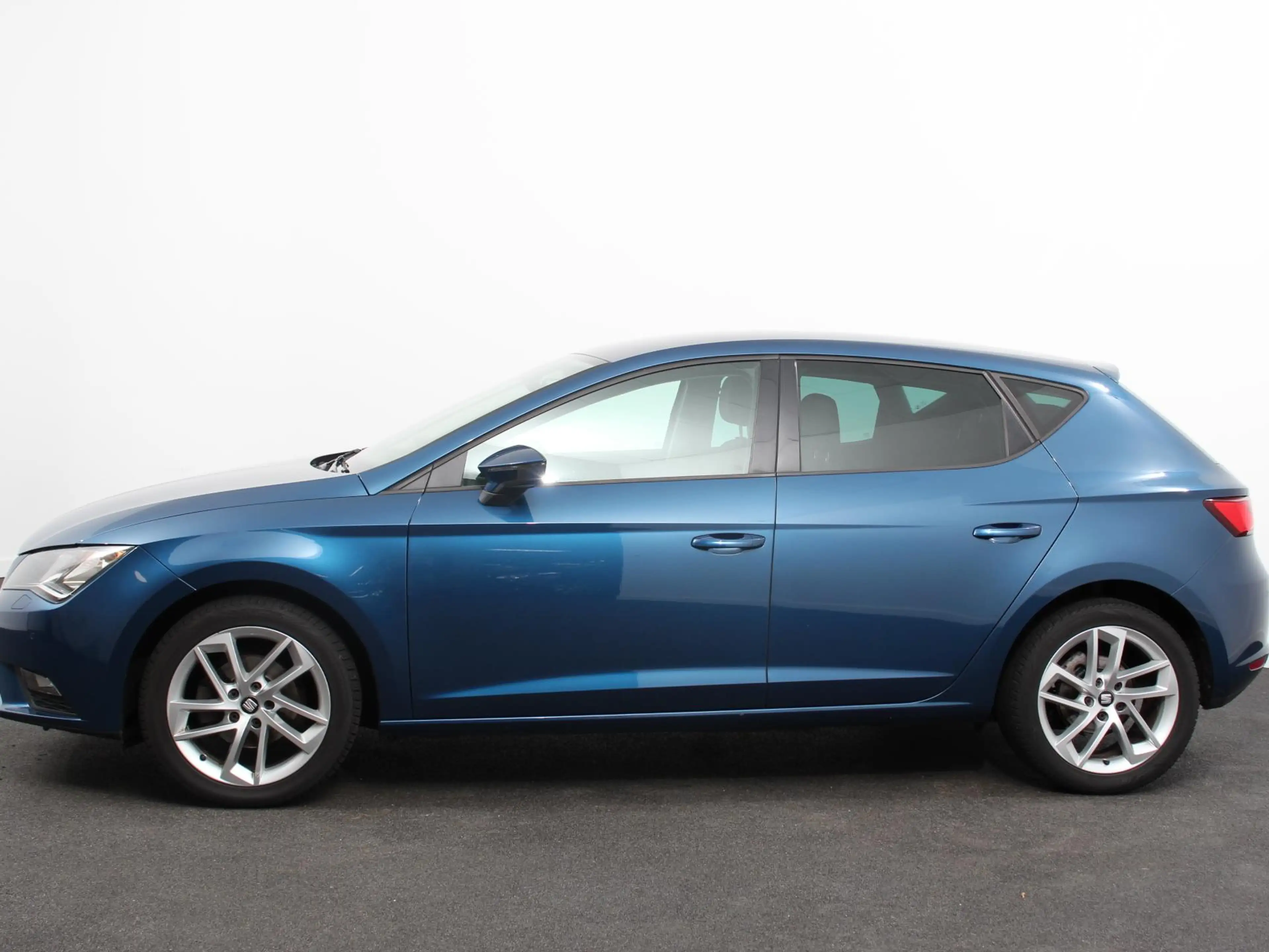 SEAT Leon 1.2 TSI Style Business Cruise control Airco Naviga — photo 7