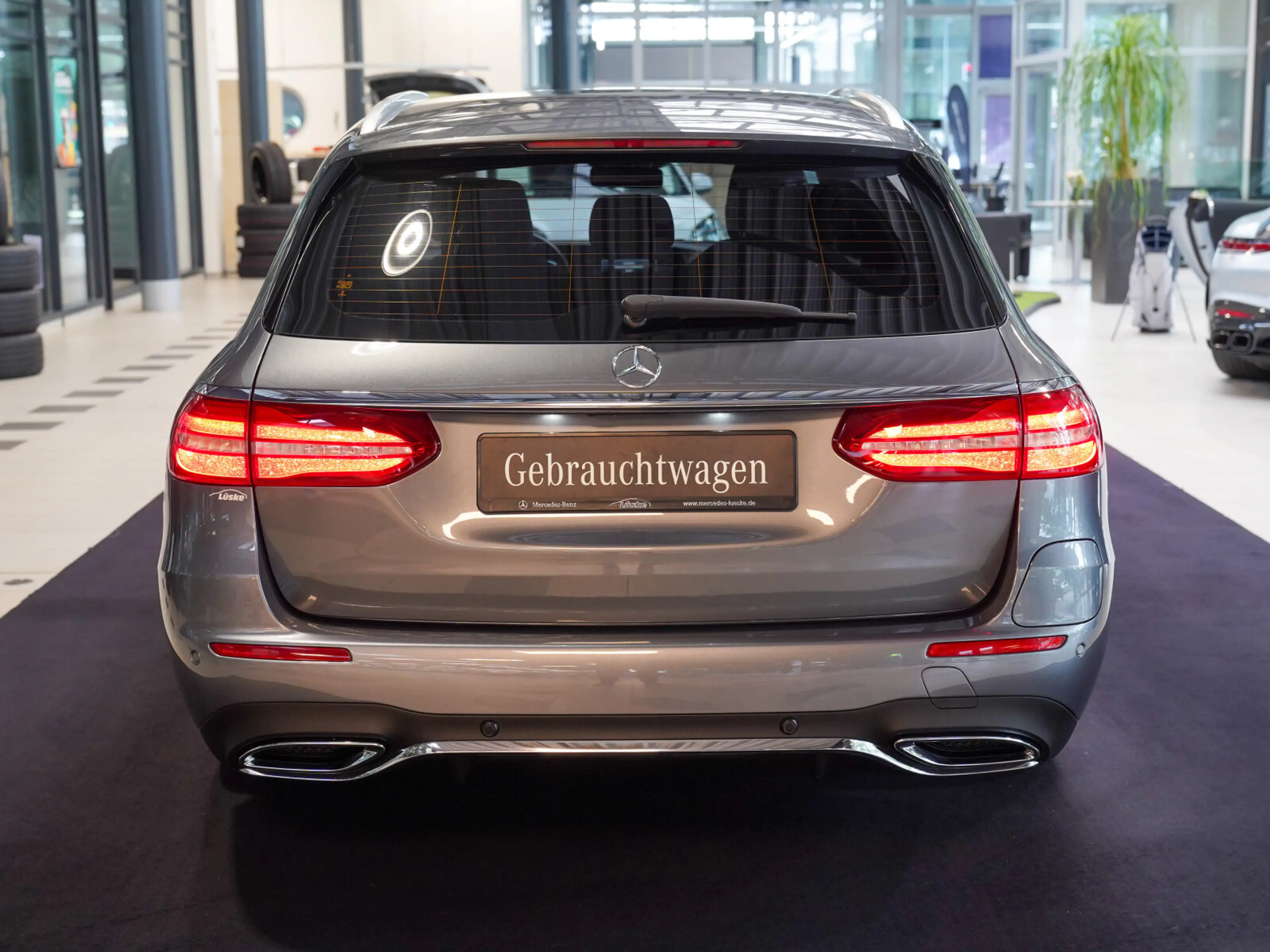 Mercedes-Benz E 300 E 300 de T AMG Line Nappa Memo Head-up Burmester — photo 4