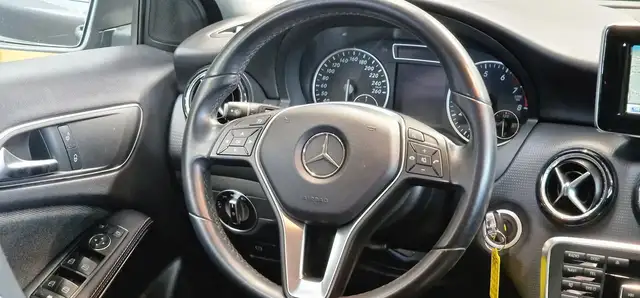 Mercedes-Benz A-Class view 12