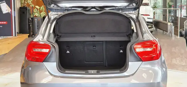 Mercedes-Benz A-Class view 9