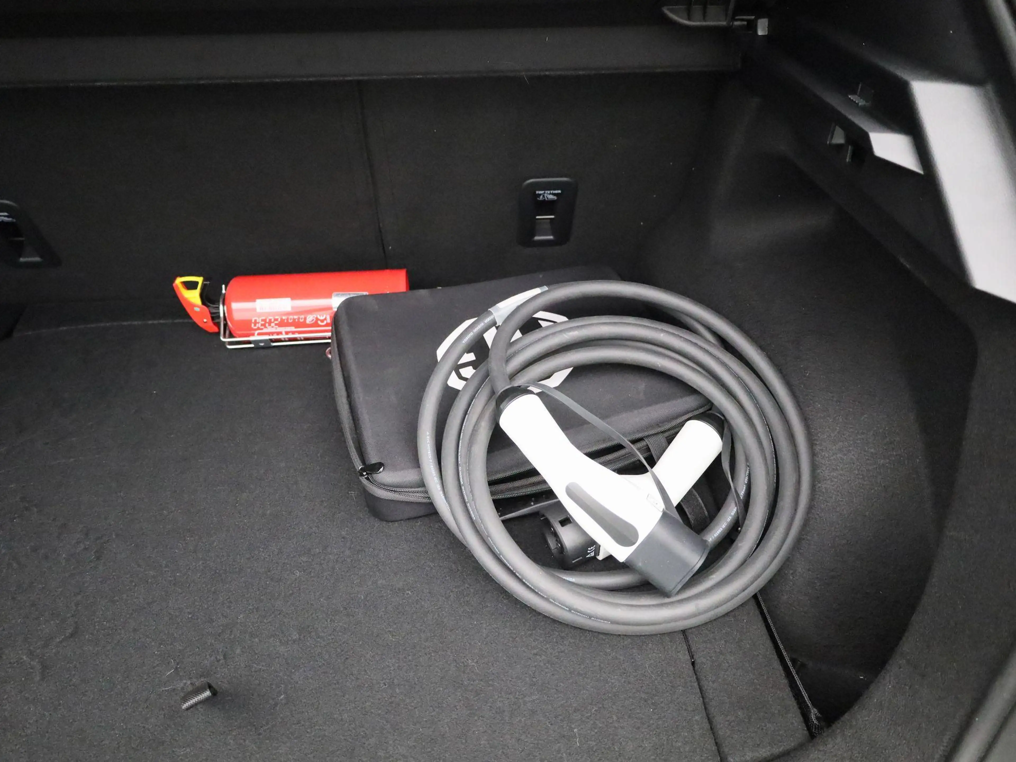 MG MG4 64 kWh Xpower SOH 98% — photo 12